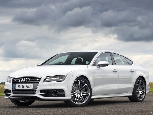 Audi S7. Хэтчбек класса E 3997000 руб./123 000 $ базовая комплектация* 4.0 TFSI Quattro ... - 6