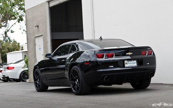 Chevrolet Camaro SS on HRE Wheels. - 2