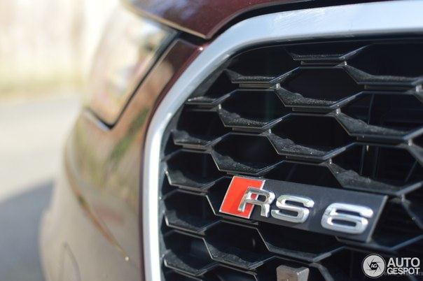 hocolate-brown Audi RS6 Avant. - 6
