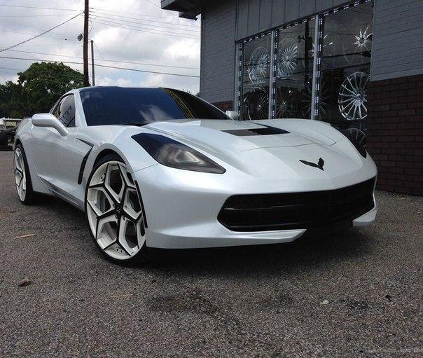 2014 Chevrolet Corvette Stingray.