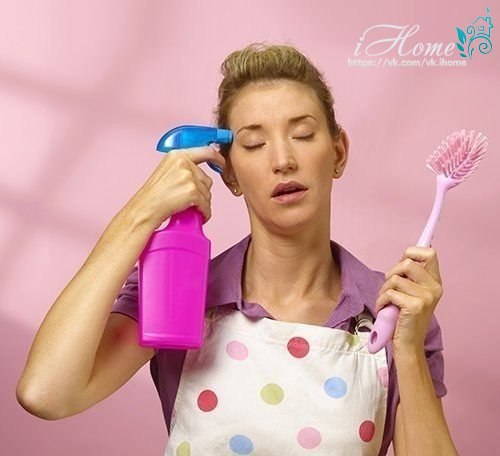 10 натуральных средств, которые могут заменить дорогую бытовую химию: 1. Уксус - удаление ...