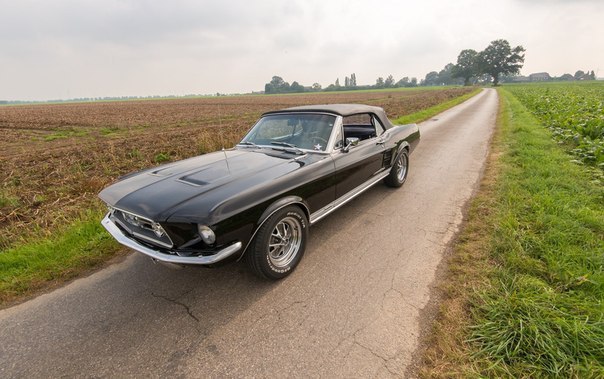 Ford Mustang GT Convertible, 1967.