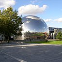      La Vilette,        ,      ,          .         .            .    1985 .        130  .    