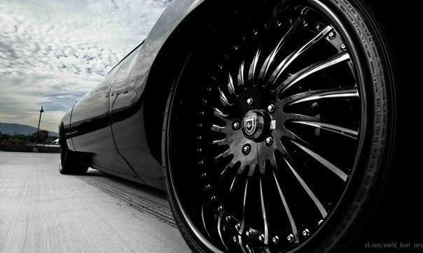'72 Buick Riviera on Lexani Forged Wheels. - 7