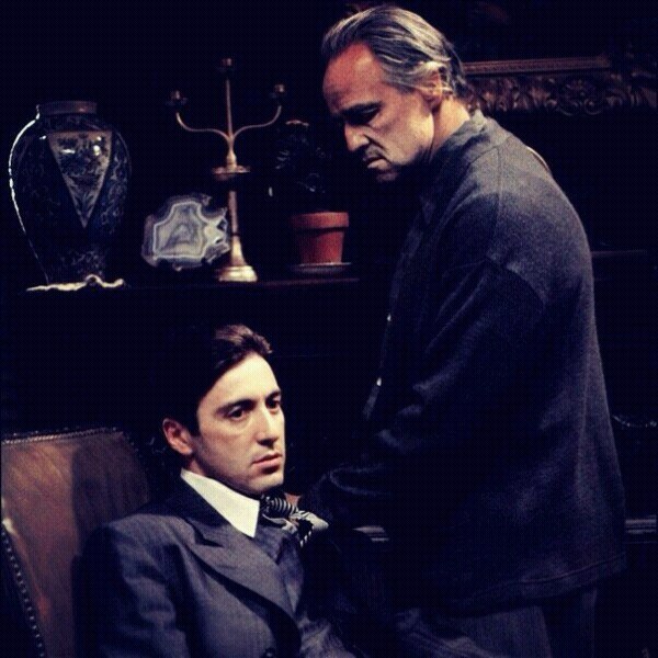 Никогда не показывай посторонним, что у тебя на уме. Никогда не раскрывай перед чужими свои карты.