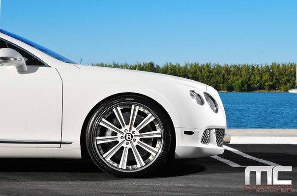 Bentley Continental GT. - 4