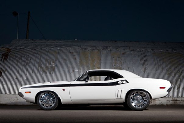 1970 Dodge Challenger - 4