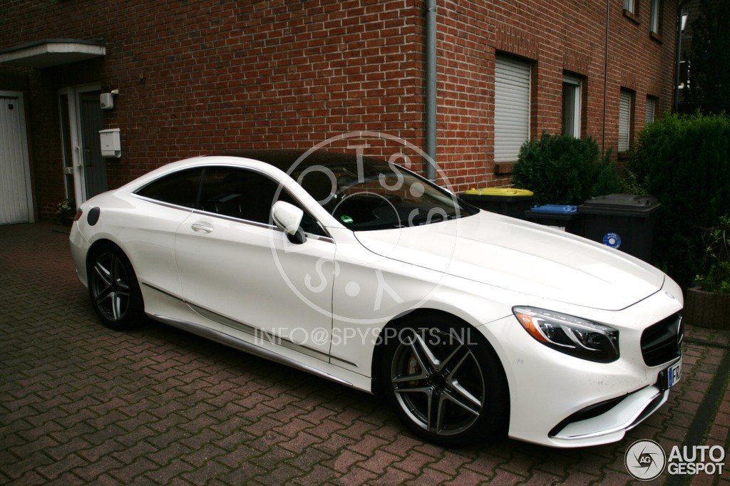 Mercedes-Benz S 63 AMG Coup C217 - 3