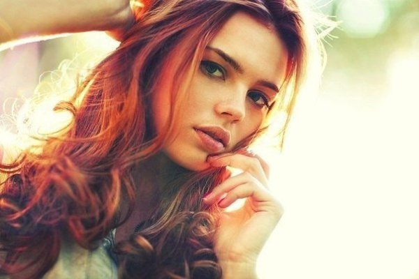 Даже самой верной женщине необходимо время от времени повертеть хвостом не корысти ради, а так для ...