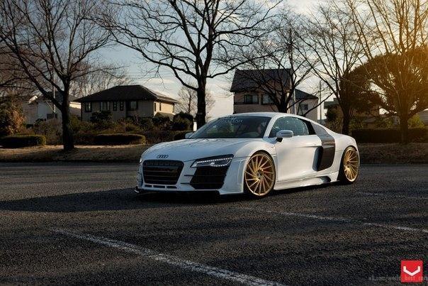 Audi R8  S7 - 3