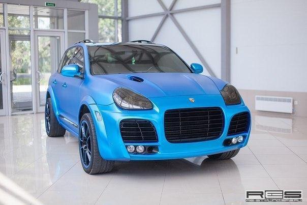 Porsche Cayenne - 2