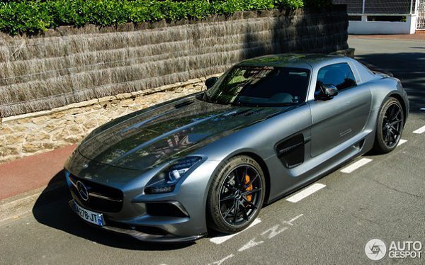 Mercedes-Benz SLS AMG Black Series (C197).