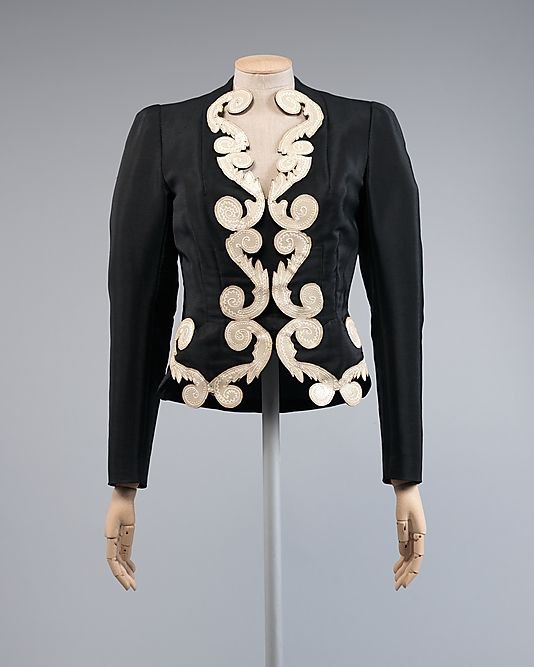 Elsa Schiaparelli, 1937.