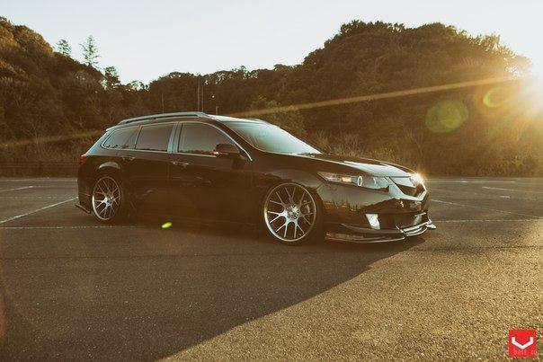 Acura TSX (Honda Accord) Wagon.