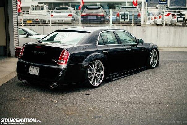 Chrysler 300C. - 9