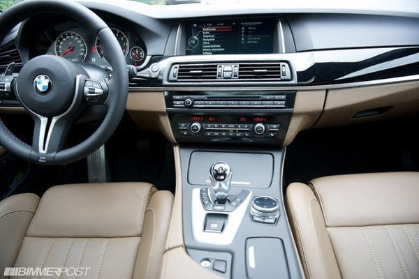m5 F10 - 4