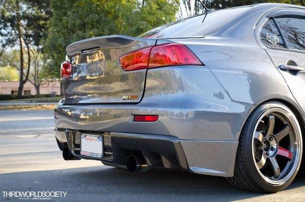 Mitsubishi Lancer Evolution X - 9