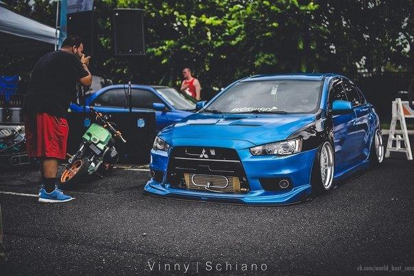 Mitsubishi Lancer Evolution X - 7