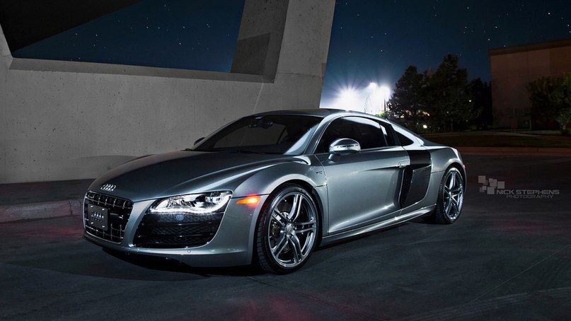 Audi R8 V10