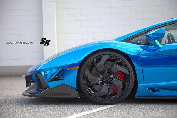 Lamborghini Aventador - 3