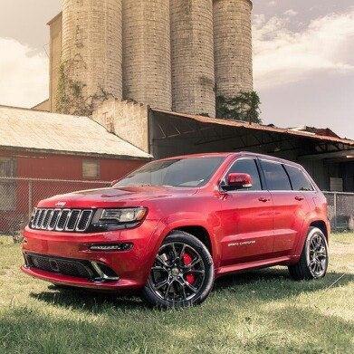 2014 Jeep Grand Cherokee SRT - 2