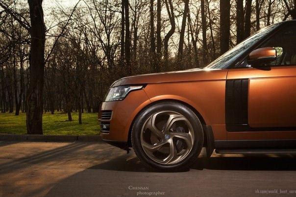 Range Rover Autobiography V8 on Rocksroad BX 22