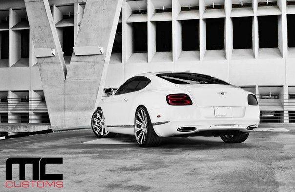 Bentley Continental GT. - 5