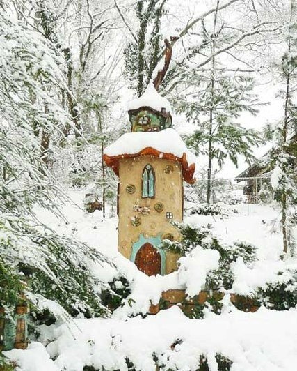 Счастлив тот, кто научился восхищаться, а не завидовать. - 6