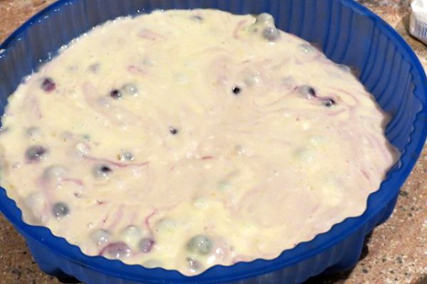 Пирог с творожной начинкой.ИнгредиентыЯйца куриные (для теста + для начинки) - 3 шт. +1 шт. Сахар ... - 6