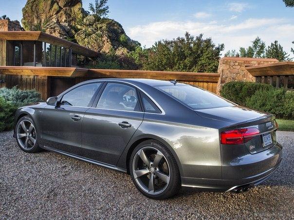 2014 Audi S8 US-spec (D4) - 8