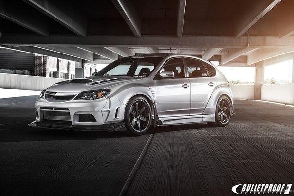 Mitsubishi Lancer Evolution X  Subaru Impreza WRX STi. - 3