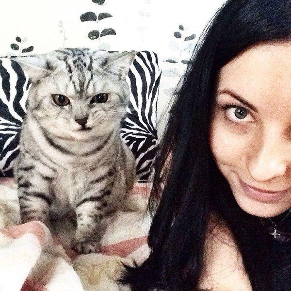   :3