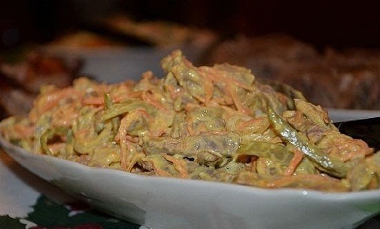 Салат из языка и моркови.Очень вкусный салат из языка и моркови, язык можно заменить говядиной и ...