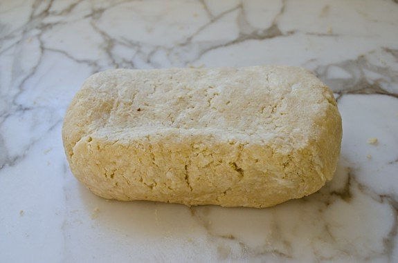 Рогалики с орешками и изюмом.Ингредиенты:белый сахар 2 ст. л.грецкие орехи 1 стаканизюм 1/2 ... - 5