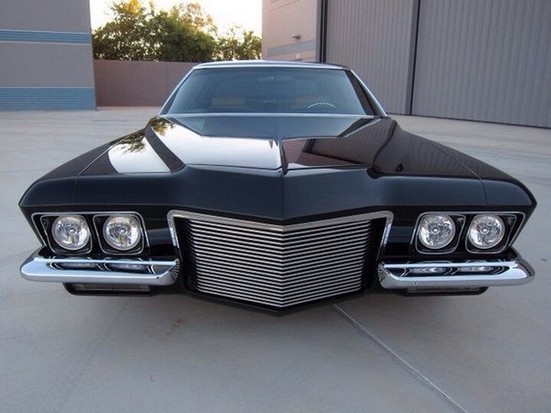 Buick Riviera - 3