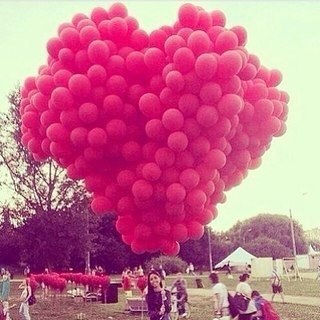 Будущее принадлежит тем, кто верит в красоту своей мечты.