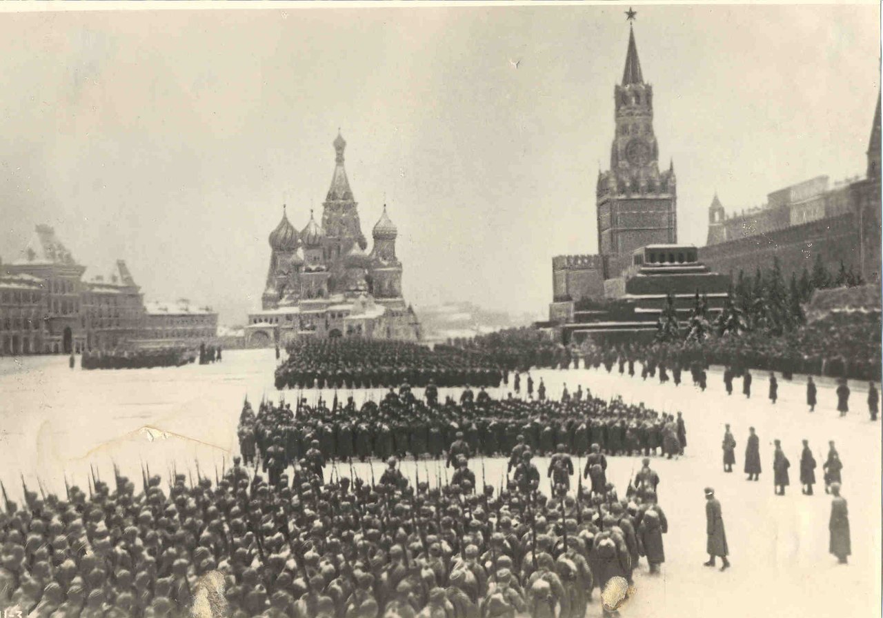 парад 7 ноября 1941 в москве