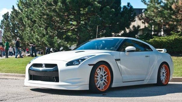 Nissan GT-R
