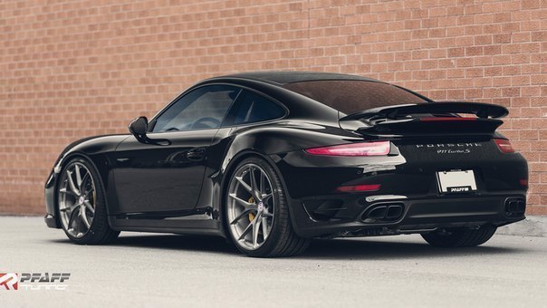 Porsche 911 Turbo S (991) on HRE P101 Wheels - 2