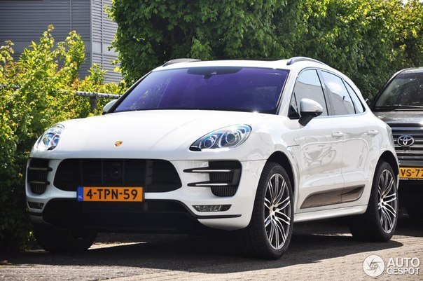 Porsche Macan Turbo (95B), 2014.   V6 (2997 )  400 ..  6000 / ...