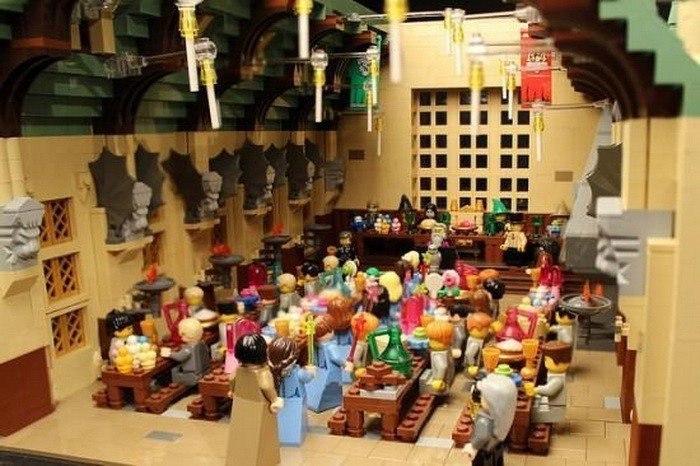 ,   400 000  LEGO - 4