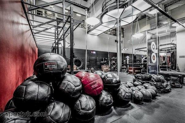   CrossFit -    . - 10
