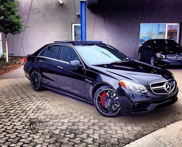 E63 AMG.V8 BiTurbo585. 5.5