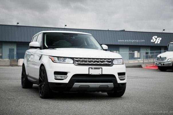 Range Rover Sport on PUR 3HREE Wheels.