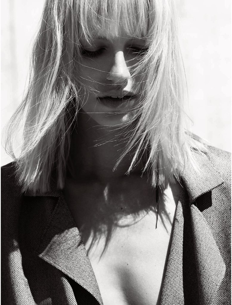 by jan welters in elle uk december 2014 - 5