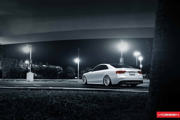 Audi S5 oupe.3.0 TFSI: 333 .. : 440 :   : 4,9 ... - 5