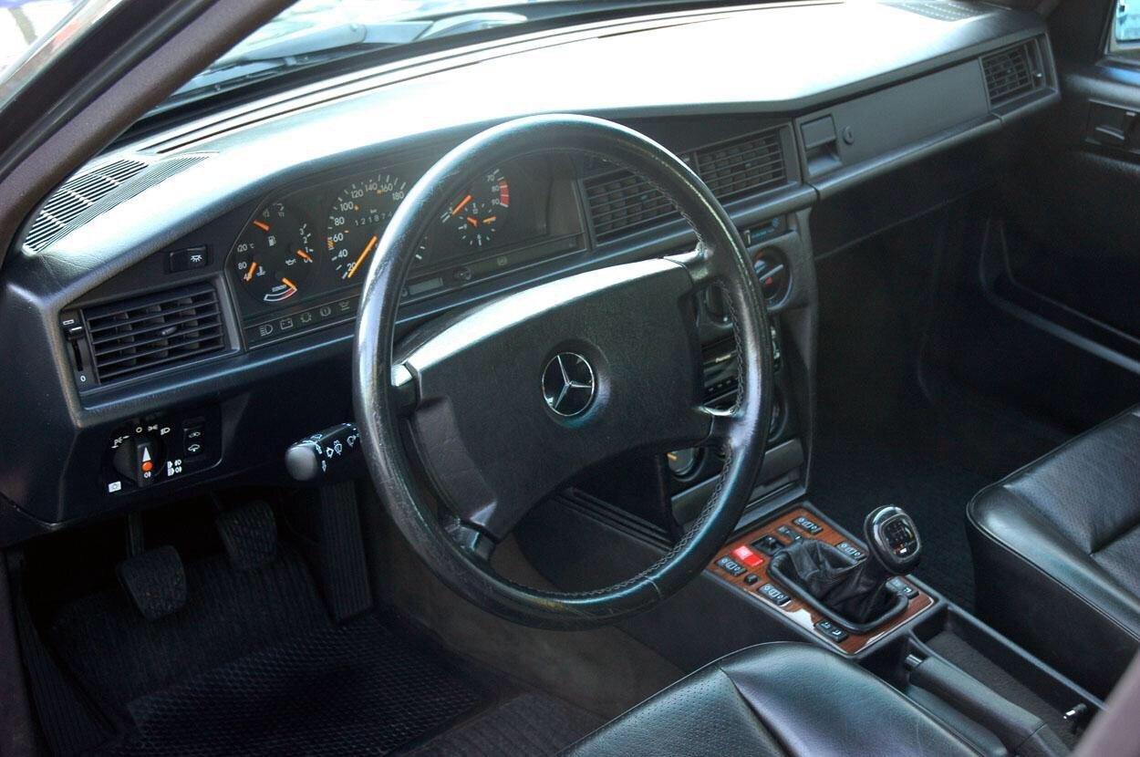 Mercedes-Benz 190E 2.5-16 Evolution - 6