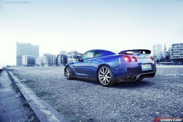 Nissan GT-R Dressed in Blue by Addicted To Light - 3