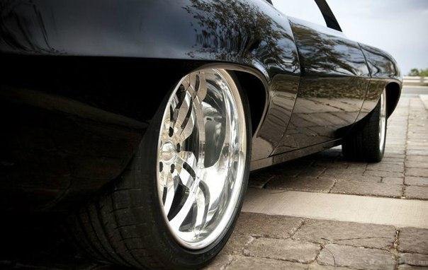1969 Chevrolet Camaro Pro-Touring Roadster - 8