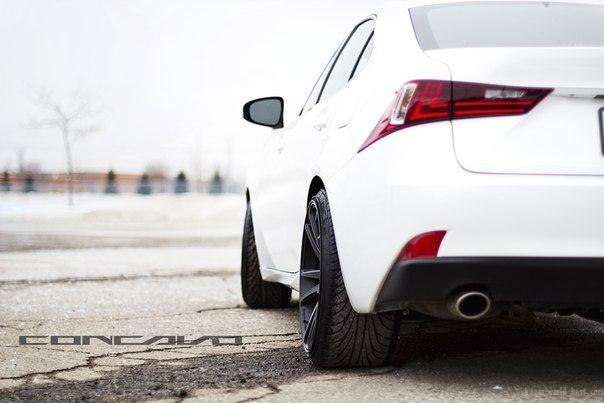 Lexus IS 250. - 7